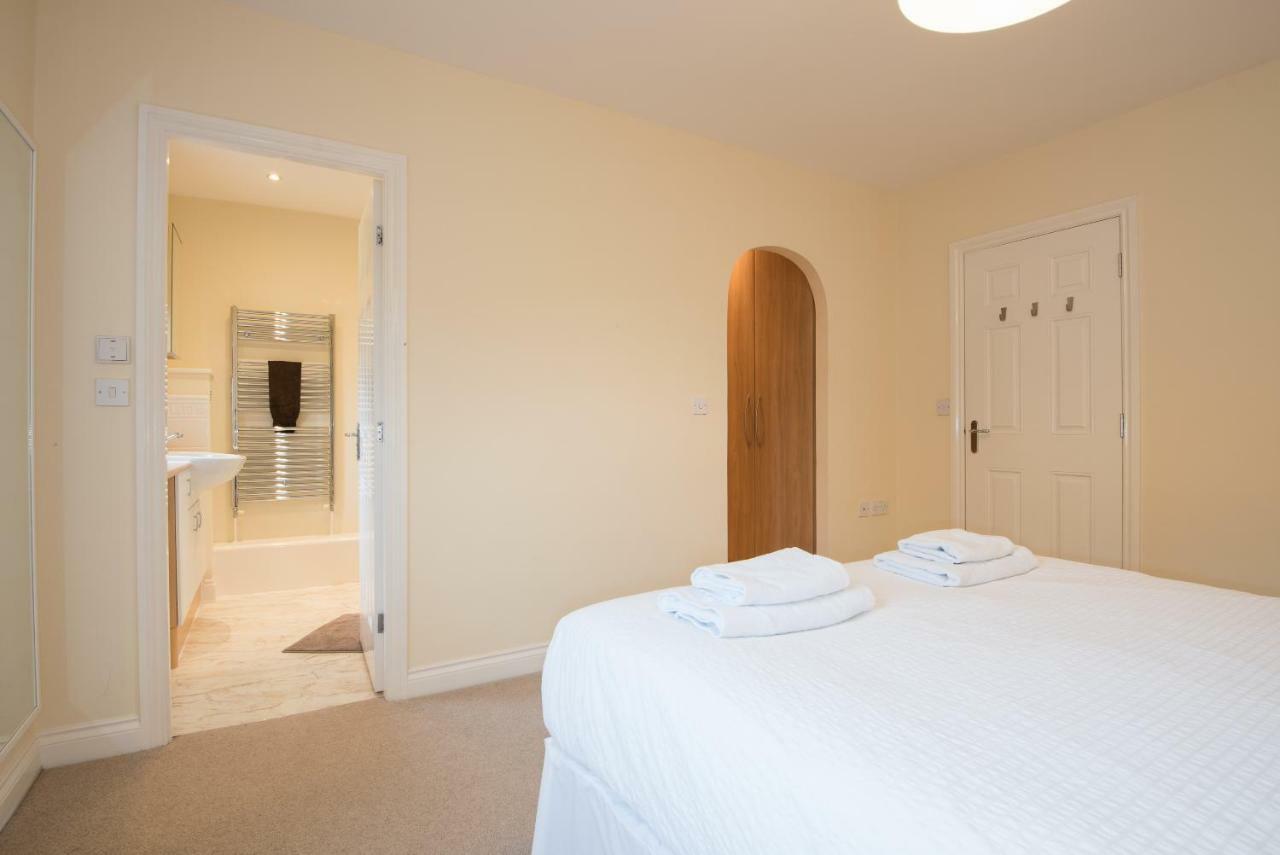 Dalton Crescent Villa Durham Ngoại thất bức ảnh